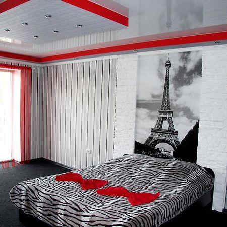 Apartment on Bohoiavlenskyi Avenue Mykolajiv Eksteriør bilde